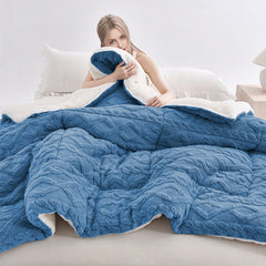 Luxurious Soft Thick Warm Taffeta Comforter - Bedspread Suitable for All Seasons, Machine Washable Comforter for Bed, Sofa, Camping & Travel - Ideal Gift, Fits Most Beds (Contemporary Style)