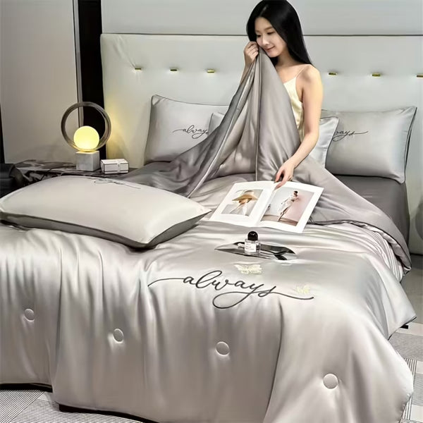 Luxury Embroidered Summer Cooling Quilt - Lightweight, Breathable Air Conditioner Blanket for Bedroom & Dorm, Machine Washable (Pillowcase Not Included)