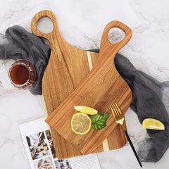 Couple's Wooden Cutting Board Set of 2, Creative Dual-Handled Chopping Boards for Kitchen Use. Features a Convenient Hanging Loop for Easy Storage. Natural Wood Grain Design Adds Aesthetic Appeal. Serves as Both a Practical Kitchen Tool and
