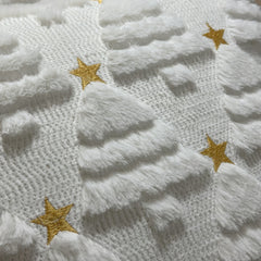 1/2pcs 3D White Christmas Tree Throw Pillow Cover - Quilted Plush Nordic Minimalist Luxury Decorative Cushion Cover with Zipper Closure, Soft Plush Fabric & 3D Tree Design for Sofa, Bed, Living Room - Machine Washable Winter Home Decor