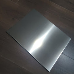 Medium/Large/Extra-Large Stainless Steel Chopping Board, thickened one-piece construction, designed for kitchen tasks. Suitable for vegetable preparation, pizza and cake bread kneading, and fruit processing. Freestanding food preparation surface and knead