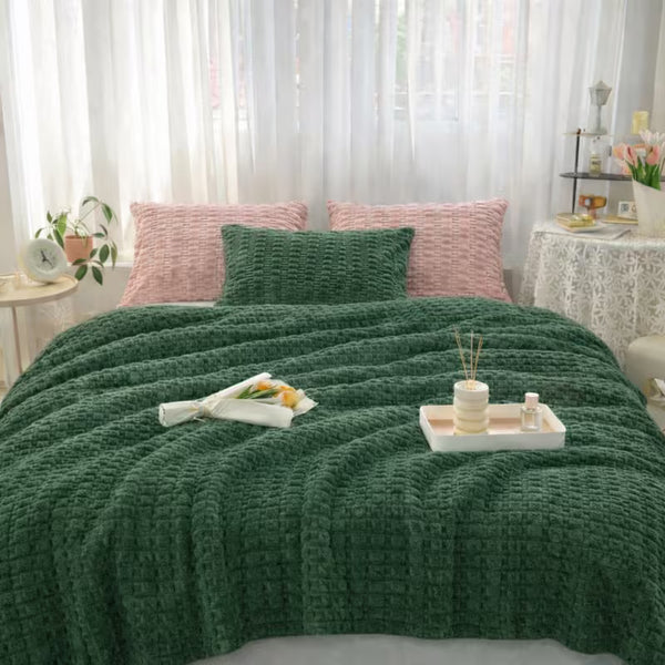 1pc Modern Cut Design Chunky Throw Blanket