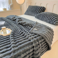 1pc Thickened Blanket Soft And Comfortable Faux Rabbit Hair Reversible Blanket Thermal Fleece Blanket Nap Blanket Air Conditioning Blanket Office Outdoor Camping Gift Blanket Perfect For All Seasons