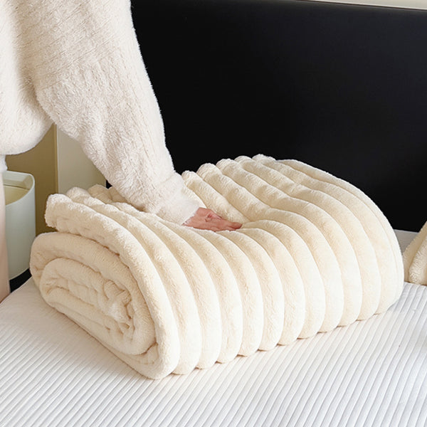 Luxurious Faux Rabbit Fur Throw Blanket - Ultra-Soft & Warm All-Season Luxury Blanket, Double-Sided Plush Fur for Couch, Bed, Travel, Office - Machine Washable, Elegant Home Decor Gift for Valentine'S Day, Housewarming, Birthday