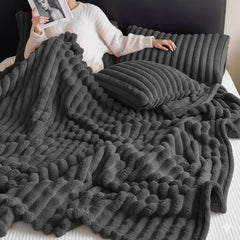 Traditional-Style Plush Double-Layer Leisure Fur Throw Blanket | Soft, Warm & Cozy for Couch, Bed, Office, and Travel - Ideal for Air Conditioning, Travel, and Siesta Use, Christmas Present, Champagne Polyester