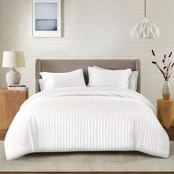 Premium Hotel Quality Satin Stripe Duvet Cover Set Double with Pillowcases | Reversible Soft Quilt Bedding | Easy Care Breathable Luxury Quilt Cover