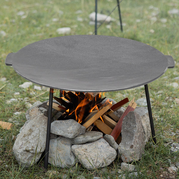 1PC Heavy-duty Cast Iron Tripod Barbecue Tray, Round Barbecue Tray Grill, Multi-functional Cast Iron Tray, Suitable for Various Scenarios Such As Campfires, Picnics and BBQs.