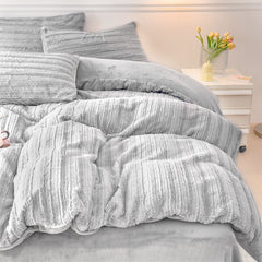 3pcs Faux Rabbit Plush Bedding Set, Soft Fluffy Comfortable Thicken Warm Autumn-Winter Duvet Cover & Pillowcase Set, Machine Washable, Ideal for Hotel, Guest Room, Bedroom, Home Use,Christmas Presents, Single/Double/King/Super King Size (1*Duvet Cover + 2