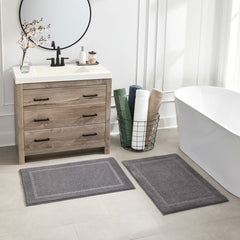 Grandeur Bath Mat in White, 60 X 91 Cm