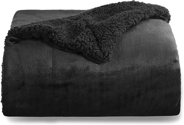 Bedsure Sherpa Fleece Throw Blanket - Fluffy Microfiber Solid Blankets for Bed and Couch Double/Twin Size, Silver Grey, 150X200Cm