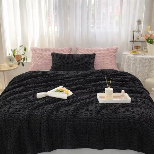 1pc Modern Cut Design Chunky Throw Blanket