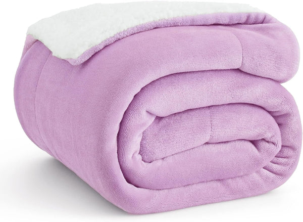 Bedsure Sherpa Fleece Throw Blanket - Fluffy Microfiber Solid Blankets for Bed and Couch Double/Twin Size, Silver Grey, 150X200Cm