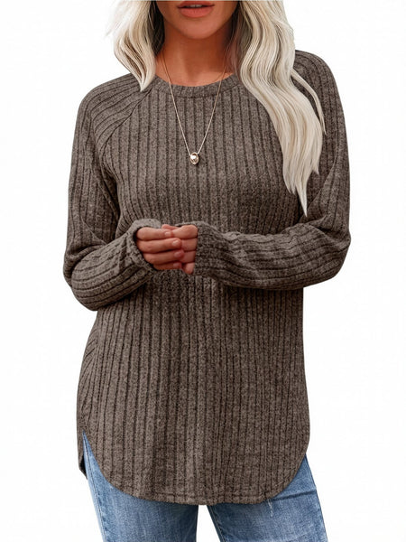 Ladies' Basic Long-Sleeve Sweater, Loose-Fit Top with Elegant Crew Neck.