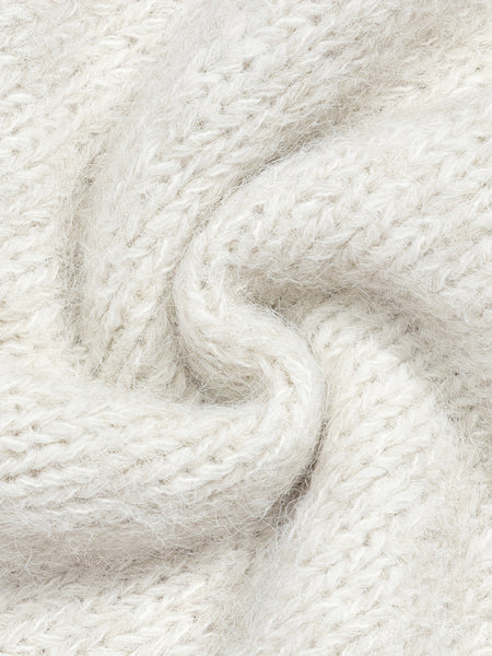 A Soft And Cozy Short Sweater with a Laid-Back Vibe, Perfect for Versatile Styling