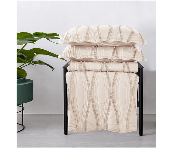 Luxury 3-Piece Embossed Quilted Bedspread Set – Super Soft All-Season Microfiber Comforter with Matching Pillow Shams, Elegant Wave Design, Bed Throw Single Double King Size, Lightweight Yet Warm Modern Bedding Set, Ideal for Modern or Traditional Homes