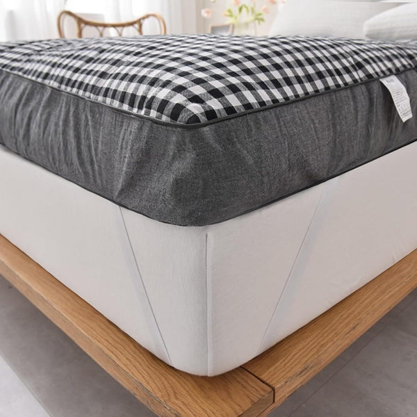 Ultra-Soft Mattress Topper with Deep Pocket Fitted Skirt - Cloud-Like Support & Breathable Fabric, Hotel Grade, Machine Washable, Multiple Sizes for Bedroom, Guest Room, and Dorm