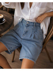 Women'S High Waisted Denim Bermuda Shorts, Light Blue Washed Knee Length Jean Shorts, Relaxed Loose Fit Summer Denim Shorts, Casual Cuffed Hem Ladies Shorts