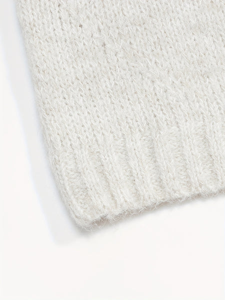 A Soft And Cozy Short Sweater with a Laid-Back Vibe, Perfect for Versatile Styling