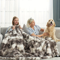 Luxury King Size Faux Fur Blanket, Double Sided Bubble Plush Throw, Machine Washable & Anti-Shedding, Oversized Warm Bedspread for Bed Sofa, Perfect Valentine's Day Gift for Couples - All-Season Faux Fur Throw Blanket - 274.32x228.6 cm - Printed Grey