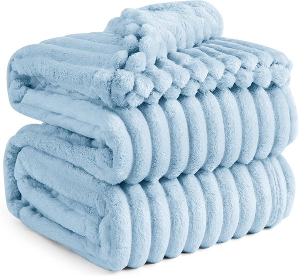 Bedsure Fleece Throw Blanket for Sofa - Fluffy Cosy Warm Blankets for Bed, Soft Cute Single Throw Gifts for Women and Girls, off White, 130X170 Cm