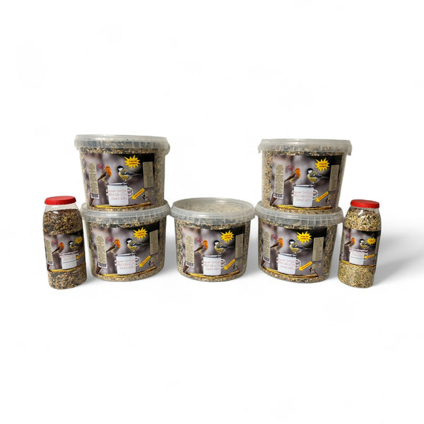 Farmly Foods Super Original Wild Bird Seed in a 5 Litre Tub