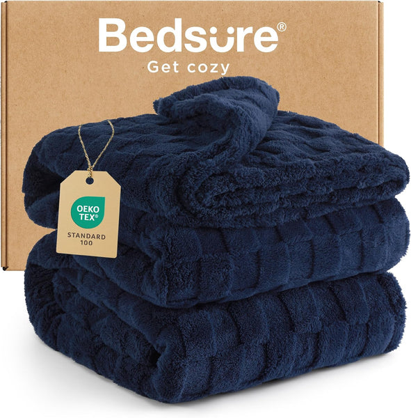 Bedsure Fleece Throw Blanket for Sofa - Fluffy Cosy Warm Blankets for Bed, Soft Cute Single Throw Gifts for Women and Girls, off White, 130X170 Cm