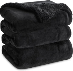 Bedsure Sherpa Fleece Throw Blanket - Fluffy Microfiber Solid Blankets for Bed and Couch Double/Twin Size, Silver Grey, 150X200Cm