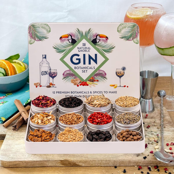 Gin Botanicals and Infusions Gift Kit. Set of 12 Finest Botanicals and Spices for Gin.