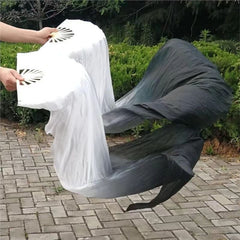 Elegant White Belly Dance Fan, Suitable for Percussion Dance, with a Universal Design of Left and Right Hands and Elegant Ribbon Material, It Is an Ideal Choice for Celebrations, Performances and Cultural Gatherings