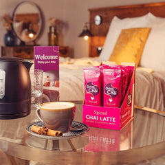 Drink Me Chai Spiced Chai Latte Powder – 30 x 15g Sachets – Aromatic Blend of Spices with Skimmed Milk & Sweetened Black Tea – Vegetarian – Instant Tea Drink – Boxed Packaging