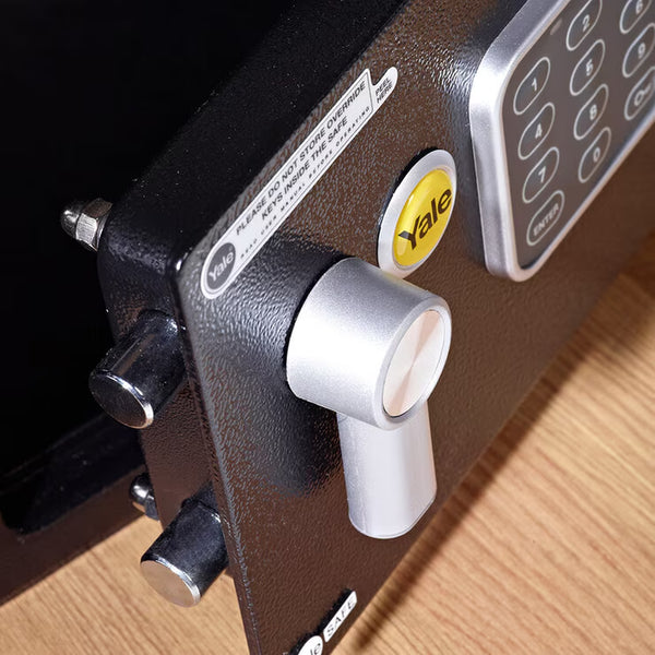 Yale 16.3L Medium Digital Safe
