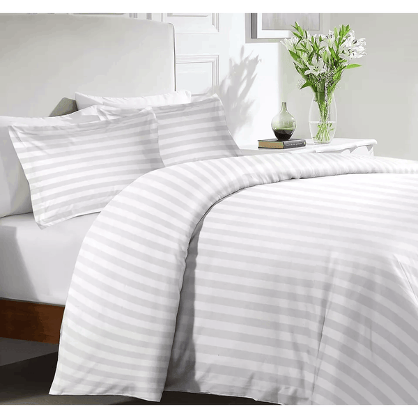 Luxurious Hotel Quality SATIN STRIPE DUVET/QUILT COVER BEDDING SET with Pillowcases All Sizes Bedding Set - 3pcs Hypoallergenic Satin Stripes Microfiber Duvet Quilt Cover with Pillow Cases - Soft Comfortable, Durable Breathable & Anti-Wrinkle Duvet Cover