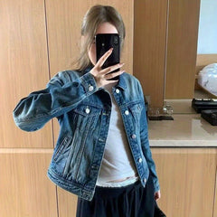Women's denim hooded winter jacket with pockets - Warm panel design, detachable hood, casual autumn/ winter jacket, comfortable for outdoor wear, Women's winter denim, Cold Weather Wear, Seasonal Fashion, Retro Style, Quality Stitching, Casual Attire