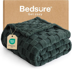 Bedsure Fleece Throw Blanket for Sofa - Fluffy Cosy Warm Blankets for Bed, Soft Cute Single Throw Gifts for Women and Girls, off White, 130X170 Cm