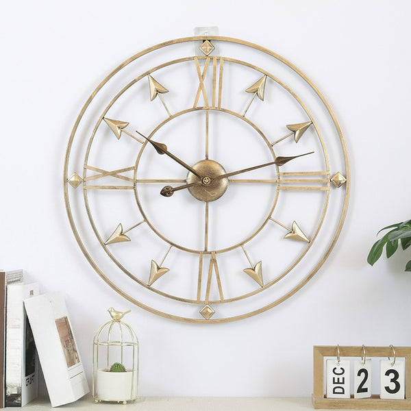 1pc European Industrial Metal Iron Art Wall Clock, 60cm/24inch Giant Open Skeleton Clock, Roman Numberals Display, Outdoor Garden Wall Clock, Silent Non-Ticking Quartz Clock for Indoor Outdoor Yard Patio Living Room Bedroom Kitchen Office Home Decor, Holi