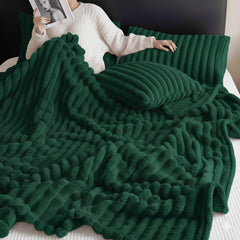 Traditional-Style Plush Double-Layer Leisure Fur Throw Blanket | Soft, Warm & Cozy for Couch, Bed, Office, and Travel - Ideal for Air Conditioning, Travel, and Siesta Use, Christmas Present, Champagne Polyester