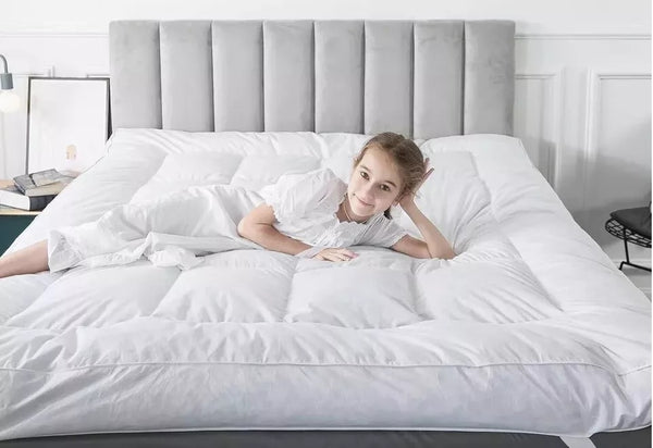 1pc Hotel Quality 10cm Mattress Topper Extra DeepThick Bounce Back Deep Fitted Bed Mattress Pad Quilted Box Stitched with Corner Elasticated Straps Breathable 4 Inches Luxury Mattresses Toppers for Ultimate Comfort, Deep Pocket Elasticated Straps Mattress