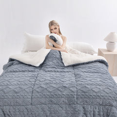 Luxurious Soft Thick Warm Taffeta Comforter - Bedspread Suitable for All Seasons, Machine Washable Comforter for Bed, Sofa, Camping & Travel - Ideal Gift, Fits Most Beds (Contemporary Style)