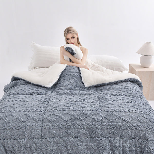 Luxurious Soft Thick Warm Taffeta Comforter - Bedspread Suitable for All Seasons, Machine Washable Comforter for Bed, Sofa, Camping & Travel - Ideal Gift, Fits Most Beds (Contemporary Style)