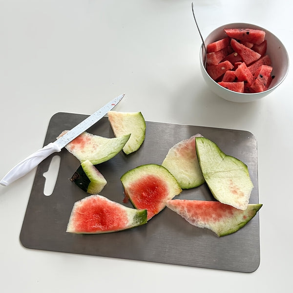 Three Stainless Steel Plates, Sturdy And Easy to Maintain, Suitable for Cutting Fruits, Vegetables, Meat, And Bread, Equipped with Safe Cutting Boards, Easy to Clean Kitchen Preparation Mats, Meals, Cutting Boards, Multifunctional Kitchen Tools