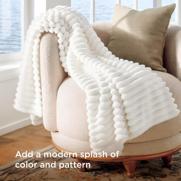Bedsure Fleece Throw Blanket for Sofa - Fluffy Cosy Warm Blankets for Bed, Soft Cute Single Throw Gifts for Women and Girls, off White, 130X170 Cm