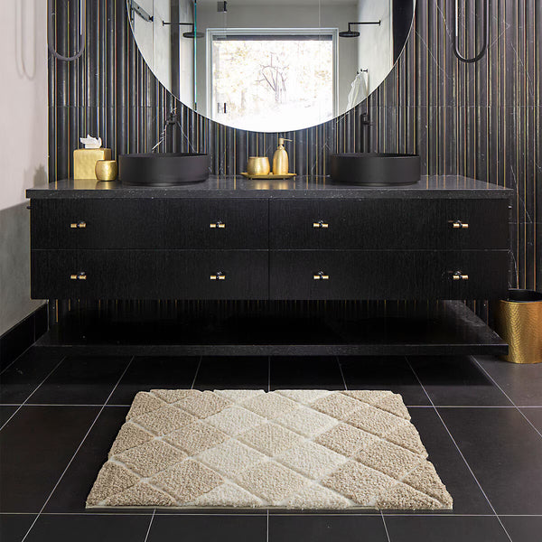 Mon Chateau Diamond Plush Bath Mat in Green, 60 X 91 Cm