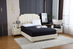 Soft And Breathable Bedding Solid Color Washable Fitted Sheet