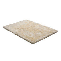 Bowron Sheepskin Area Rug 120 X 180Cm in Champagne