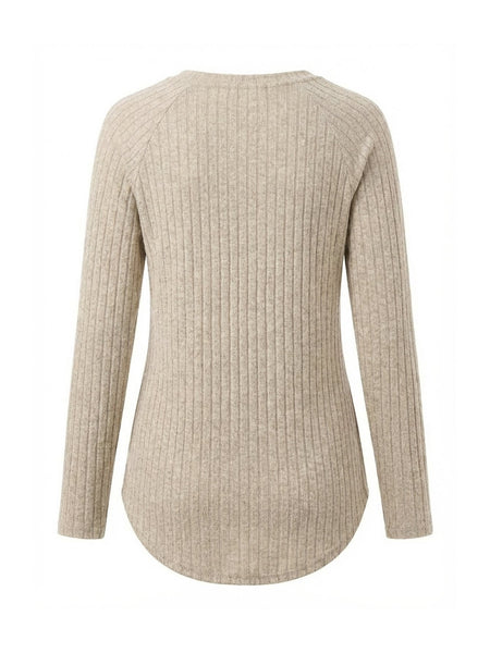 Ladies' Basic Long-Sleeve Sweater, Loose-Fit Top with Elegant Crew Neck.