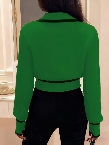 Women's Pullover Sweater for Autumn/Winter, Can Be Worn as an Inner or Outer Layer, Comfortable, Warm, Elegant, and Features a Spicy Design with a Spliced Lapel and Exquisite Metal Buttons. Suitable for Commuting, Dates, and Valentine's Day