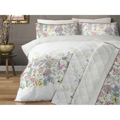 DreamEasy Wildflower Luxury 200TC Duvet Cover Set With Pillowcases | 200 Thread Count, Easycare 60% Cotton / 40% Polyester | Breathable & Comfortable | Available in All Key Sizes: Single, Double, King & Super King | Fast UK Fulfilment | Trusted UK-Based B