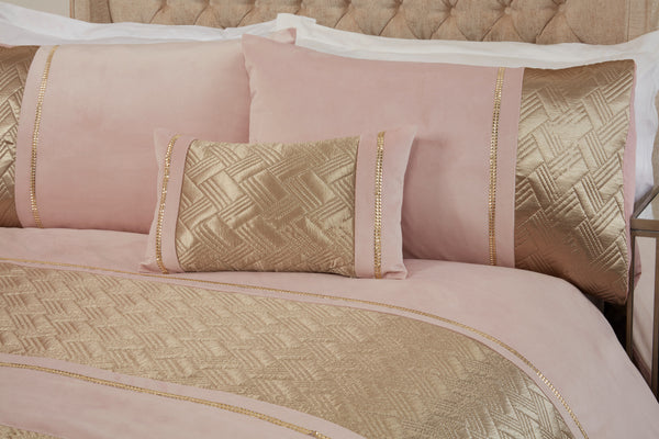 Capri Duvet Cover Set – Single, Double, King & Super King Sizes | Luxury Bedding with Metallic Panel in Black & Silver, Black & Gold | Soft & Durable Polycotton (50% Cotton, 50% Polyester) – Comfortable & Easy-Care Quilt Cover with Matching Pillowcases |