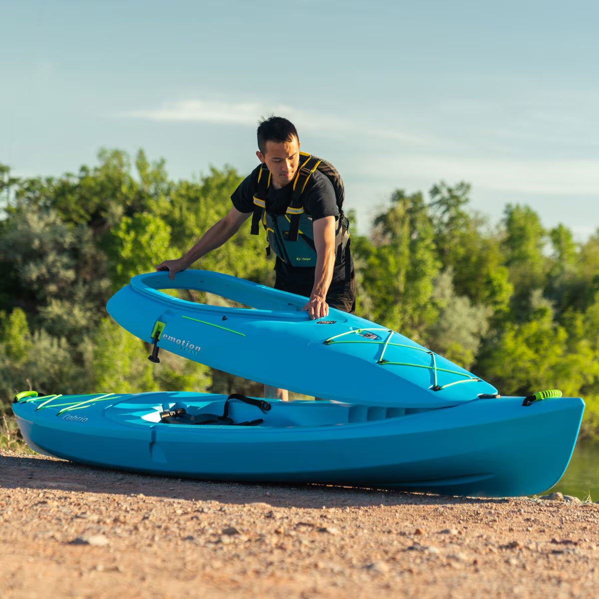 Emotion Cabrio 11Ft (3.35M) Hybrid Kayak with Paddle