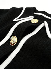 Women's Pullover Sweater for Autumn/Winter, Can Be Worn as an Inner or Outer Layer, Comfortable, Warm, Elegant, and Features a Spicy Design with a Spliced Lapel and Exquisite Metal Buttons. Suitable for Commuting, Dates, and Valentine's Day